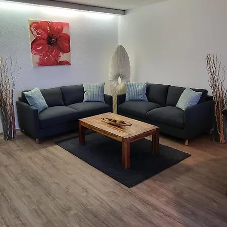 Montana Apartament *